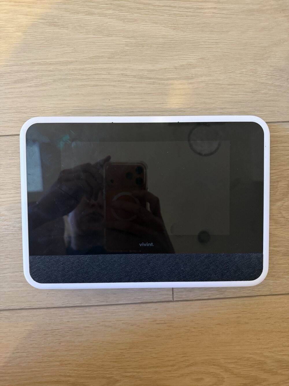 Vivint Smart Hub 2nd Gen Control Panel Replacement VS‑SH2000‑C00. UNTESTED